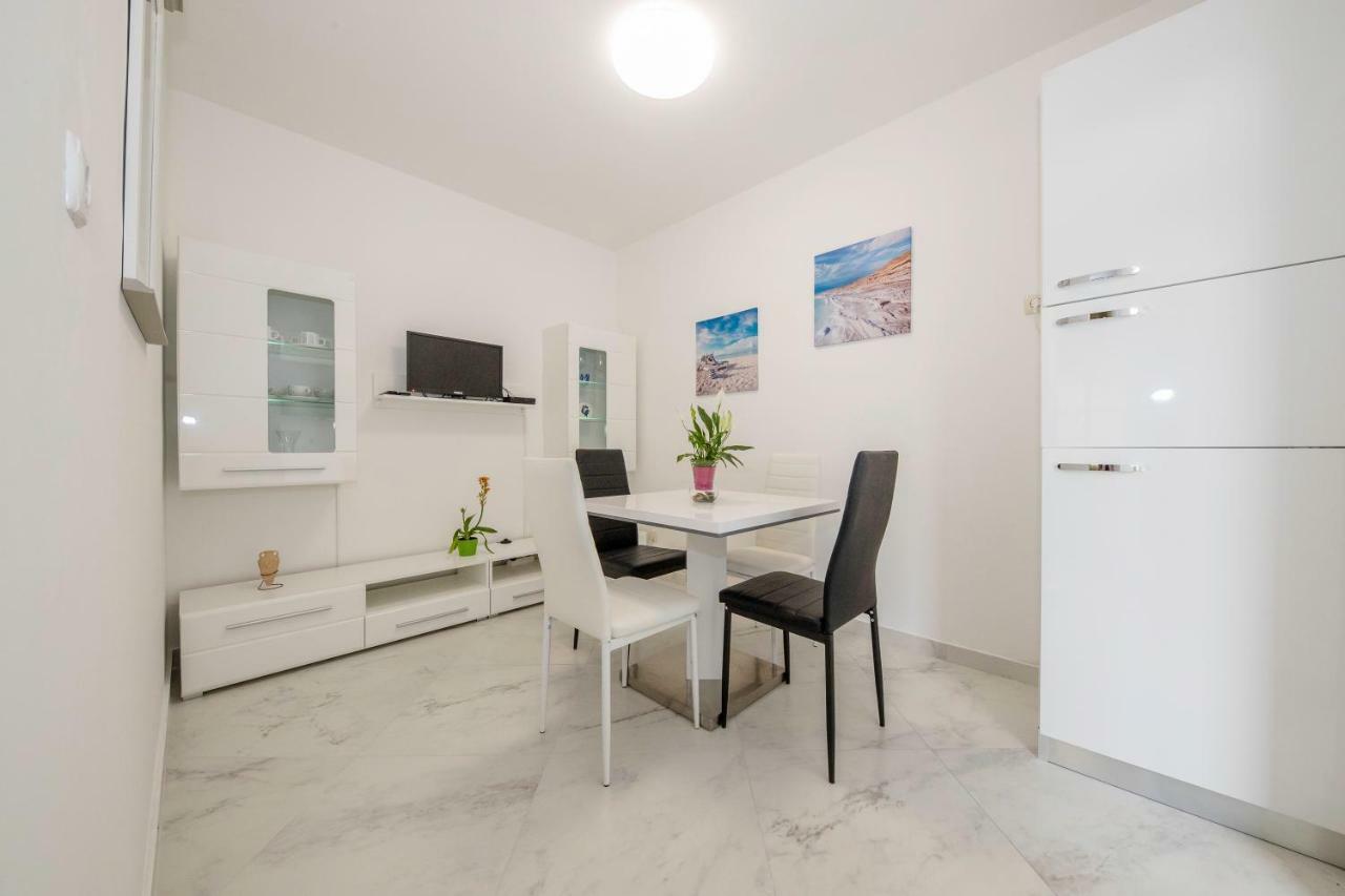 Ferienwohnung Lero Banjol Exterior foto